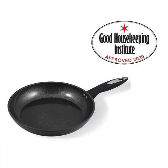 https://chefshopbermuda.shop/cdn/shop/products/ceramic_pan_ghi_3.jpg?v=1588604239